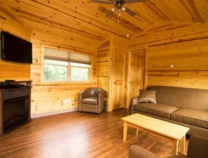 Bissell's Hideaway Resort - Image 4