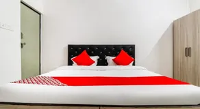 The Golden Sky by OYO Rooms - Image 2