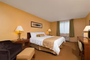Muskogee Inn - Image 3