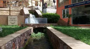 Katrina's Stone House - Image 4