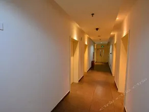 Golden Inn Xizhimen - Image 4