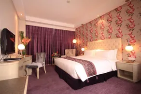 Pudong International Talent City Hotel - Image 2