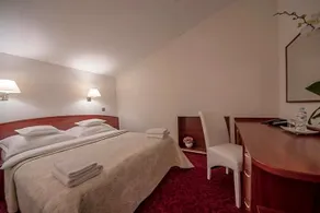 Hotel Sara - Image 2