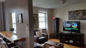 Brownstone Penthouse - Image 2