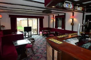 Parkhouse Motel - Image 2