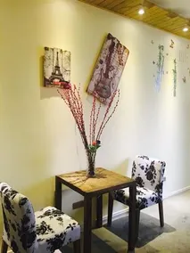 Bee Guesthouse - Image 4