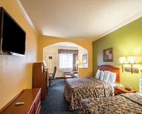Memory Lane Inn & Suites - Image 3
