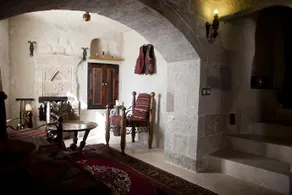 Central Stone House - Image 5