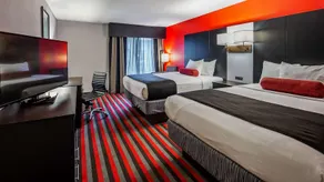 Best Western Plus Carrollton Hotel - Image 4