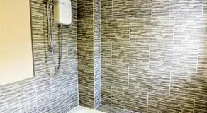 1 Bed Bagshot Pennyhill Accommodation - Image 3
