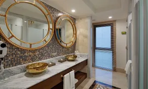 NIRVANA LAGOON LUXURY - Image 2