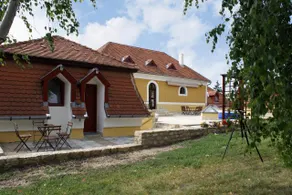 Gombas Kuria Mansion Boutique B&B - Image 3
