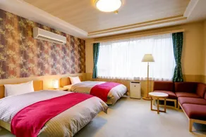 Sundance Resort Hakone Gora - Image 2