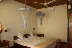Lily Restaurant and Inn - Image 3