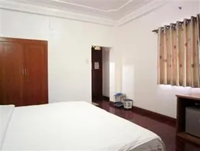Saigon Sky Hotel - Image 2