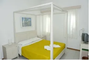Samos Apartments - Image 2
