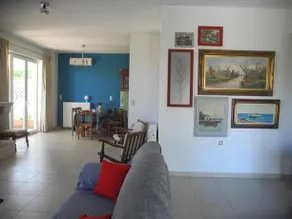 Niki's House - Image 2