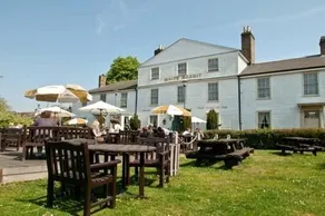 Innkeeper's Lodge Maidstone - Image 2