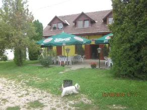 Fekete Macska Panzió - Image 2