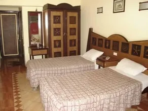 Lamira Hotel - Image 5