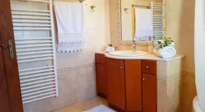 Sunshine house for 9, cozy set up,verandas, sea view. - Image 5