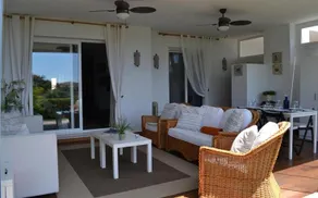 Apartment in La Mairena - Image 5