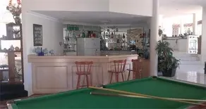The Vines Avenue Guesthouse - Image 2