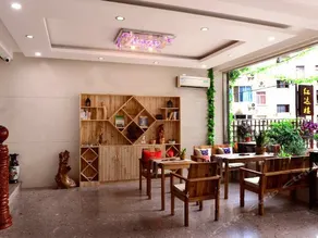 Qiuzhiyue Hotel - Image 3