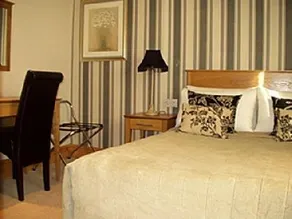 Church View Hotel - Image 2