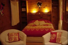 Chalet Petite Fleur - Image 2