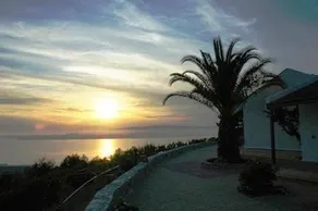 Ventura Rooms - Image 4