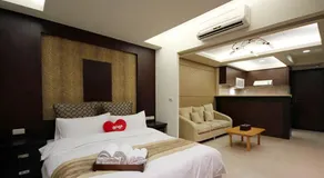 Athena Suite - Image 3