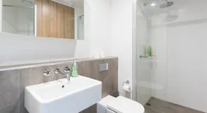 Luxury Living In The Heart Of Melbourne City - Image 4