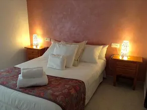 Hotel la Tenalla de la Plana - Image 4
