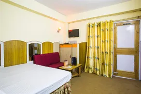 Hotel Satkaar - Image 2