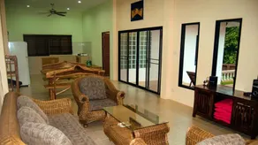 Big House Seaview Pool Garden - Image 4