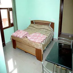 Hotel Navrang - Image 4