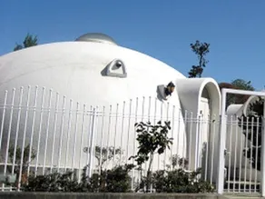 Lodge Dome House - Image 5
