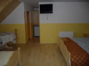 Rooms and Apartments Jerman - Image 5
