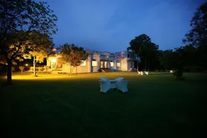 The Awesome Farmstays - Image 2