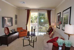 Oakwood at Kelvin Court - Image 3