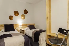 Friendly Rentals Borbon II - Image 3
