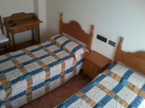 Hostal Linares - Image 5