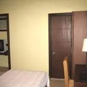 The Best Inn - Image 5