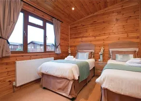 Ashlea Pools Lodges - Image 4