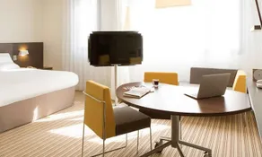 B&B HOTEL Rueil-Malmaison Gare - Image 5
