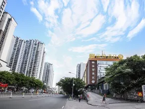 Orange Inn Yichang Gangyao Road - Image 4