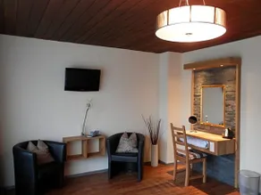 Dahoam by Sarina - Hotel & Suites - Image 3