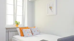 Bright and modern apartment in the heart of the Old and New Town - Image 4