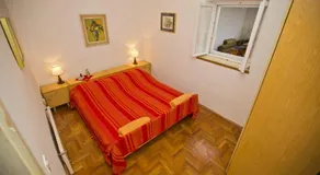 Spacious Central Apartment - Image 5